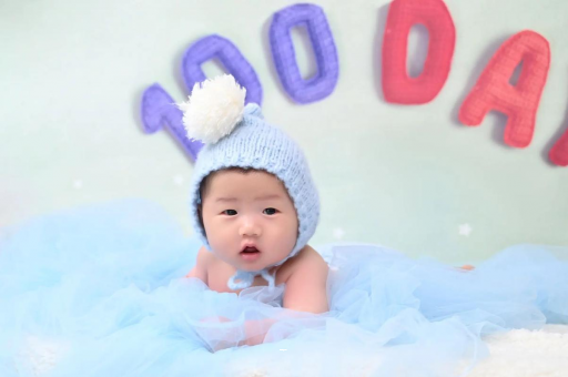 无锡宝宝喜欢搓脚